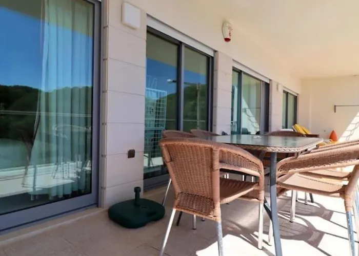 Happiness By Ici Algarve