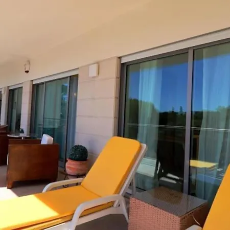 Happiness By Ici Apartment
